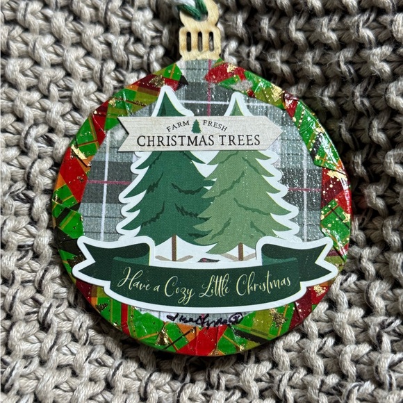 A set of (4) new 2.75x2.75” handmade unique wooden Xmas Tree Ornaments $32 - Picture 12 of 16